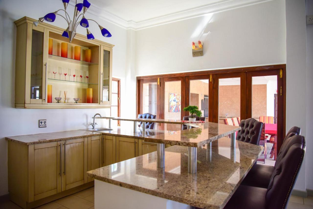 Indlovukazi Guesthouse Хартбиспурт Экстерьер фото