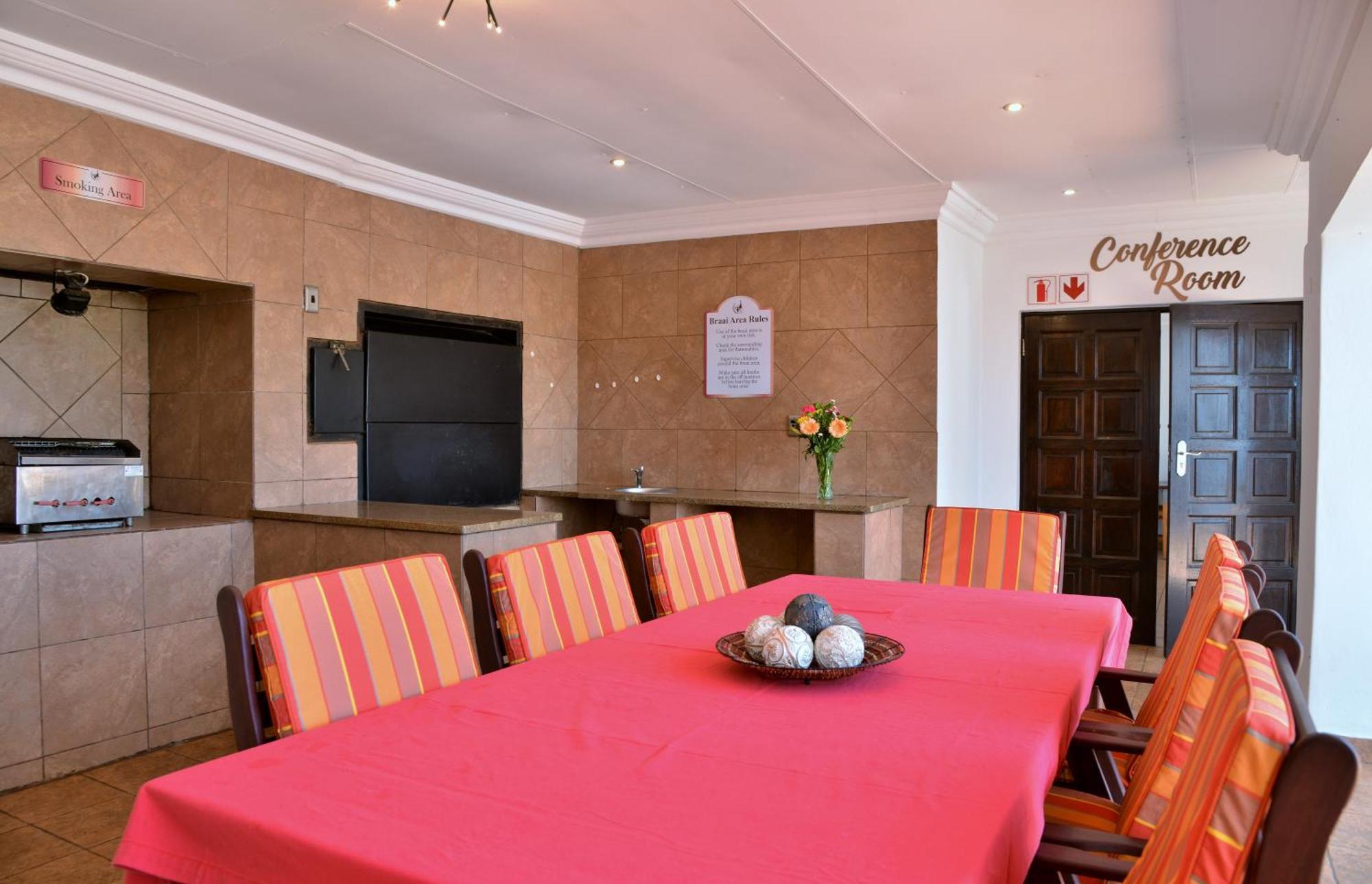 Indlovukazi Guesthouse Хартбиспурт Экстерьер фото