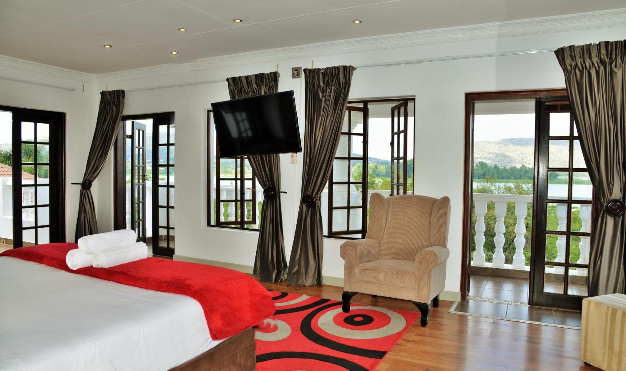Indlovukazi Guesthouse Хартбиспурт Экстерьер фото